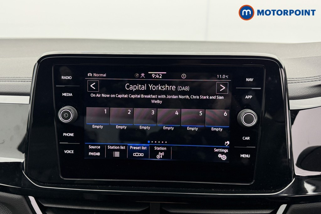 Used Volkswagen T-Roc 2025 for sale - 77324137: Photo 14