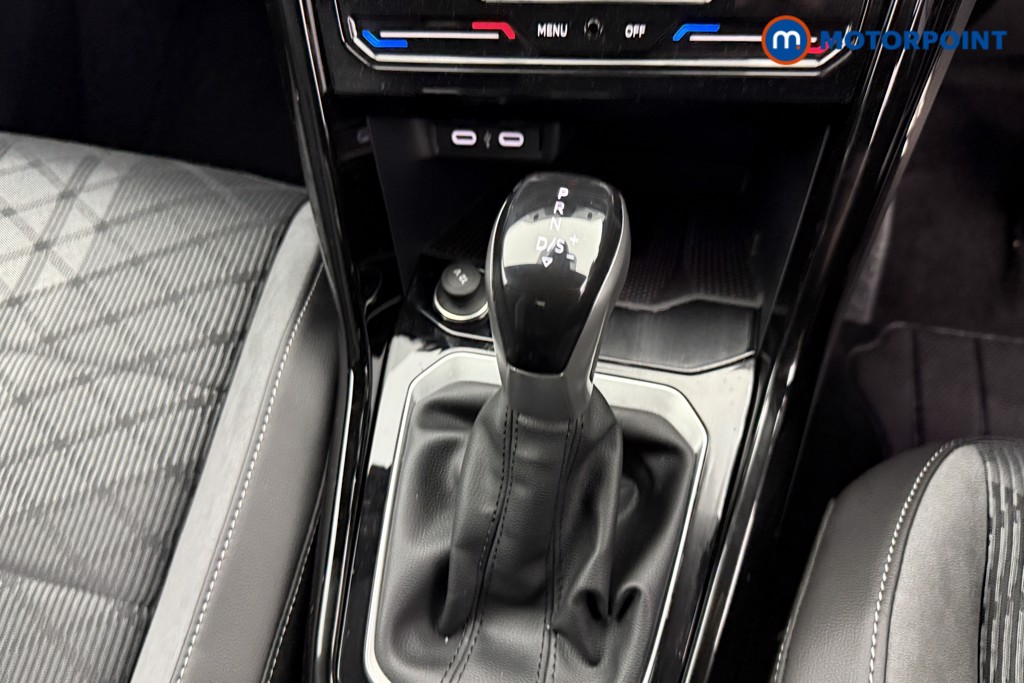 Used Volkswagen T-Roc 2025 for sale - 77324137: Photo 21