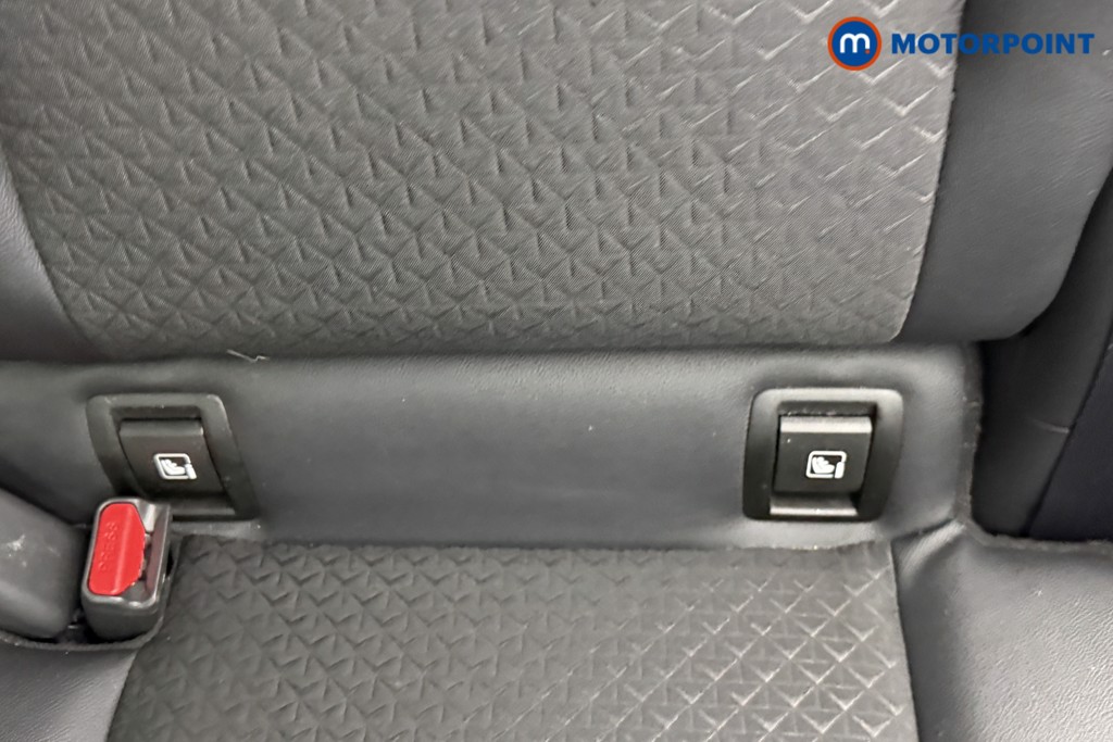 Used Nissan Juke 2023 for sale - 76545605: Photo 32