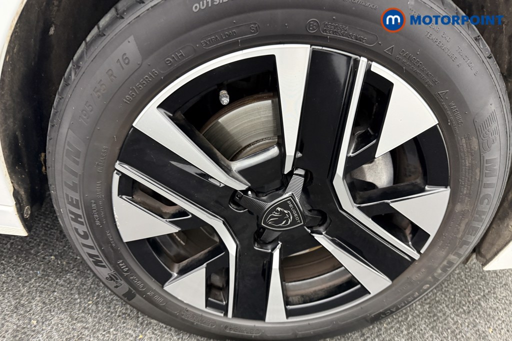 Used Peugeot 208 2024 for sale - 77286687: Photo 37