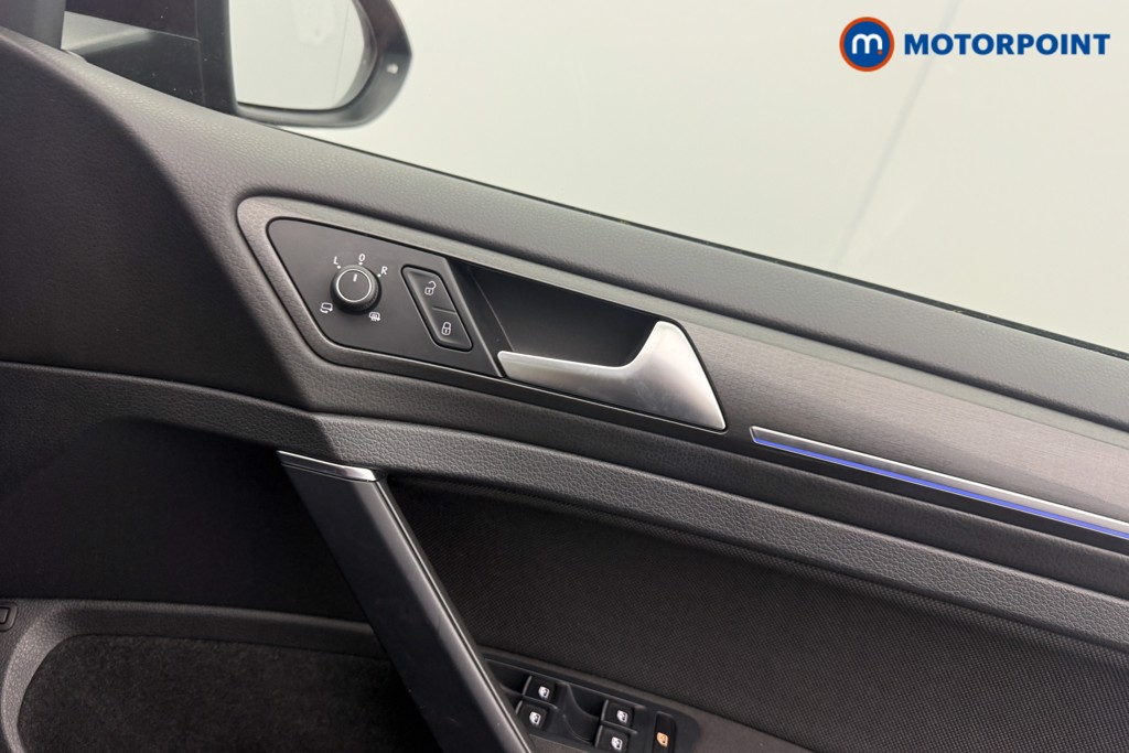 Used Volkswagen Golf 2018 for sale - 77872868: Photo 18