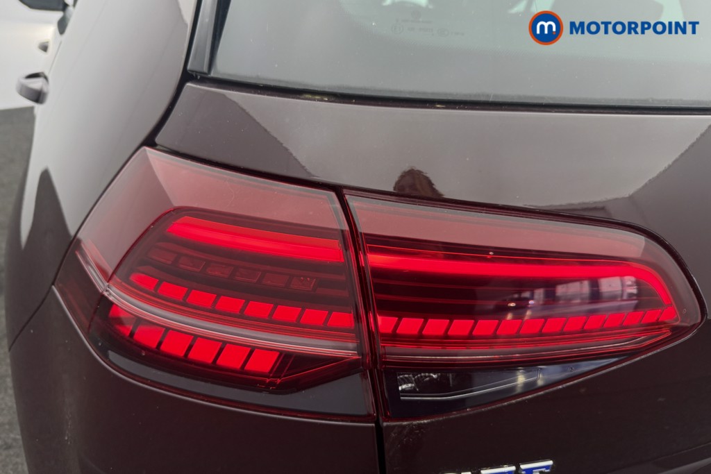 Used Volkswagen Golf 2018 for sale - 77872868: Photo 24