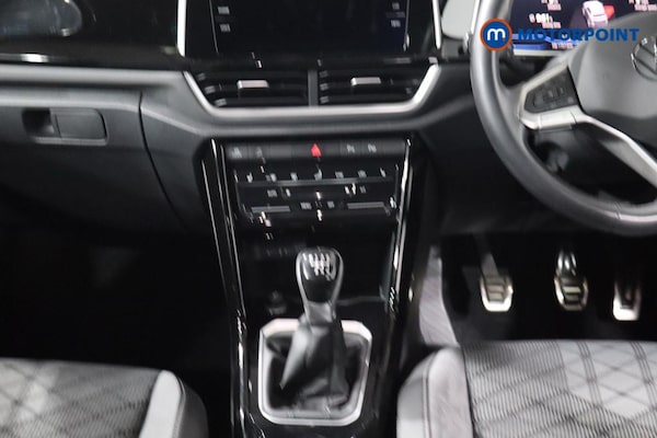 Used Volkswagen T-Roc 2023 for sale - 76067839: Photo 16