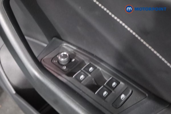 Used Volkswagen T-Roc 2023 for sale - 76067839: Photo 18