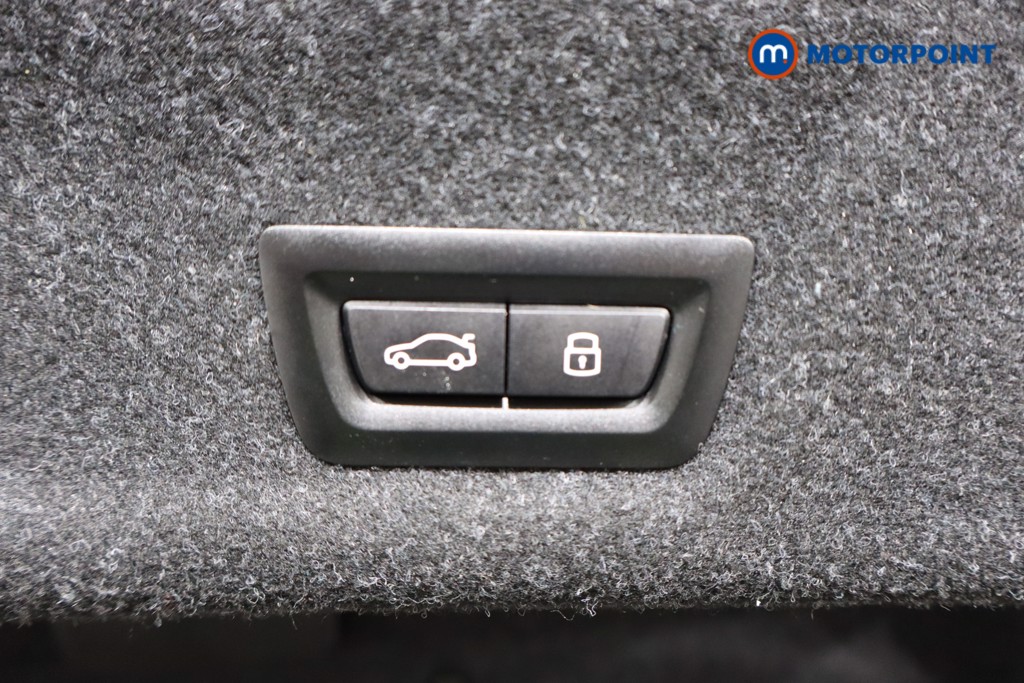 Used BMW 3 Series 2024 for sale - 76949215: Photo 33