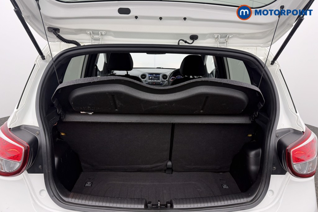 Used Hyundai i10 2019 for sale - 77932090: Photo 20