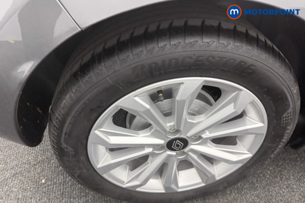 Used Renault Clio 2025 for sale - 76697232: Photo 13