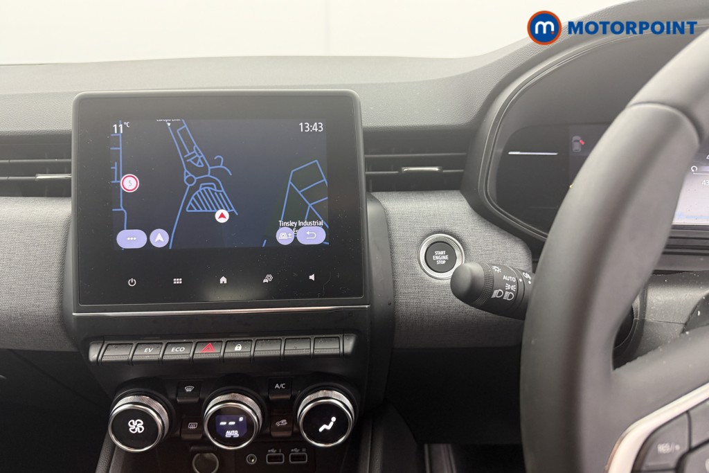 Used Renault Clio 2025 for sale - 76697232: Photo 26