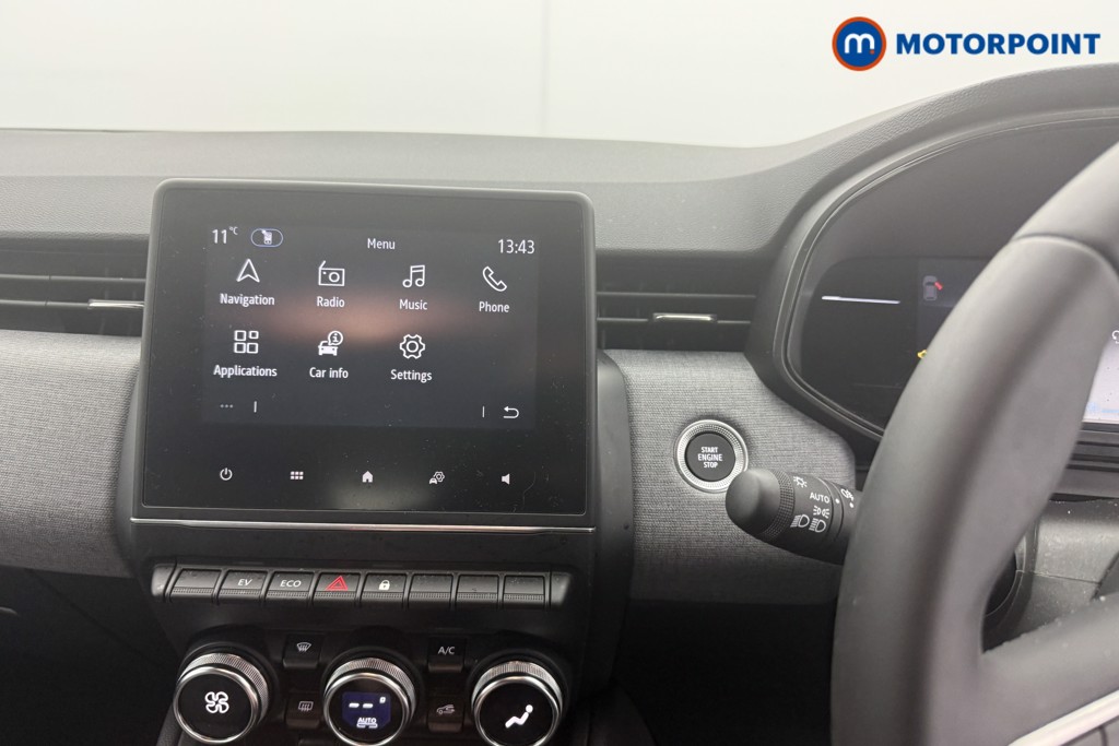 Used Renault Clio 2025 for sale - 76697232: Photo 27