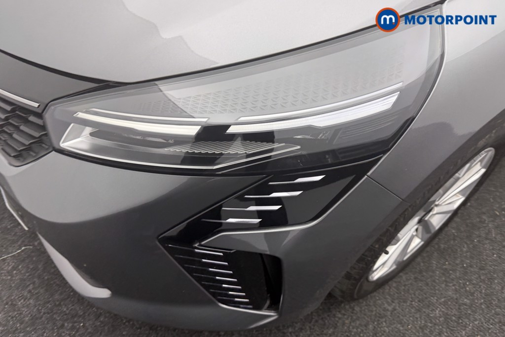 Used Renault Clio 2025 for sale - 76697232: Photo 31