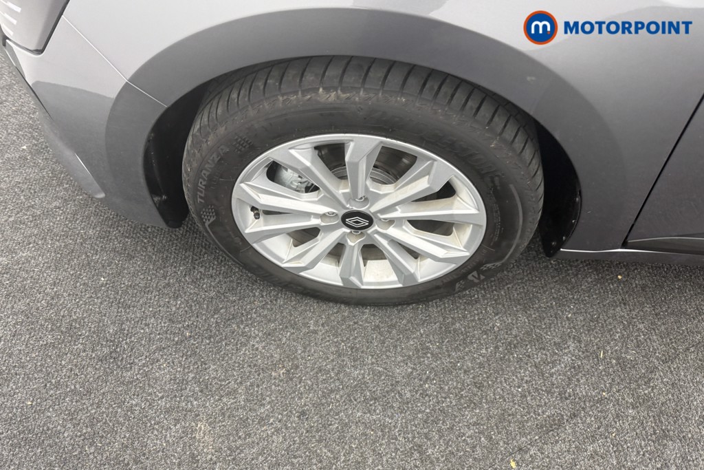 Used Renault Clio 2025 for sale - 76697232: Photo 32