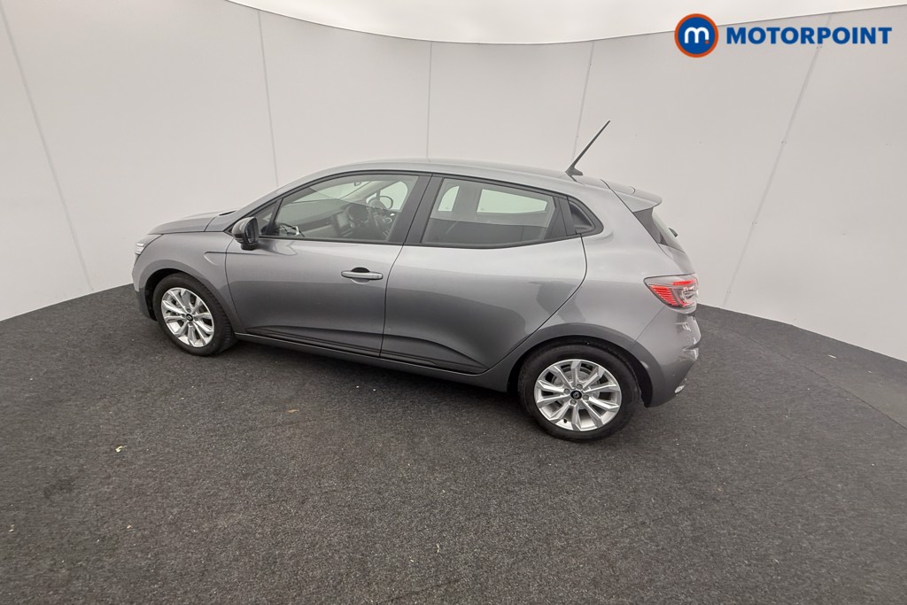 Used Renault Clio 2025 for sale - 76697232: Photo 33