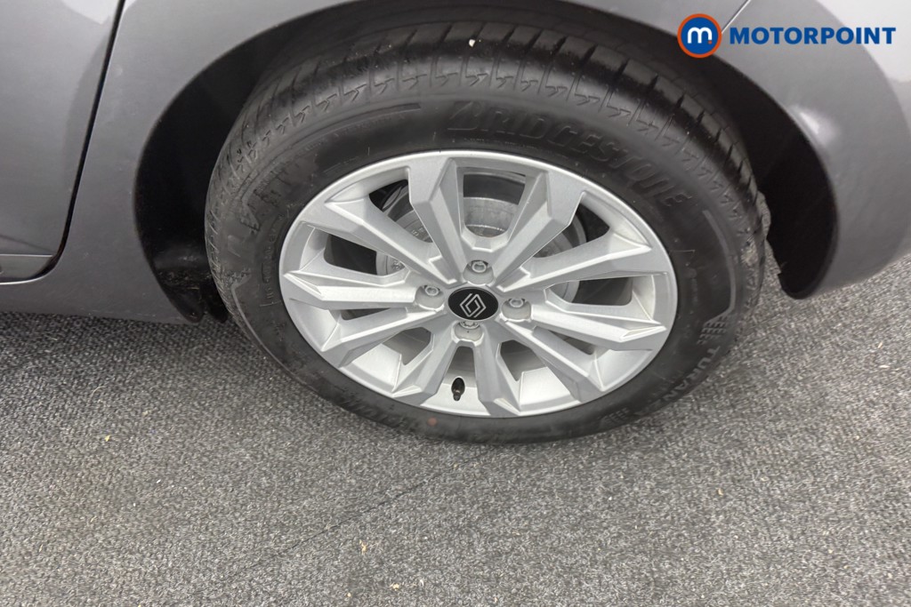 Used Renault Clio 2025 for sale - 76697232: Photo 34