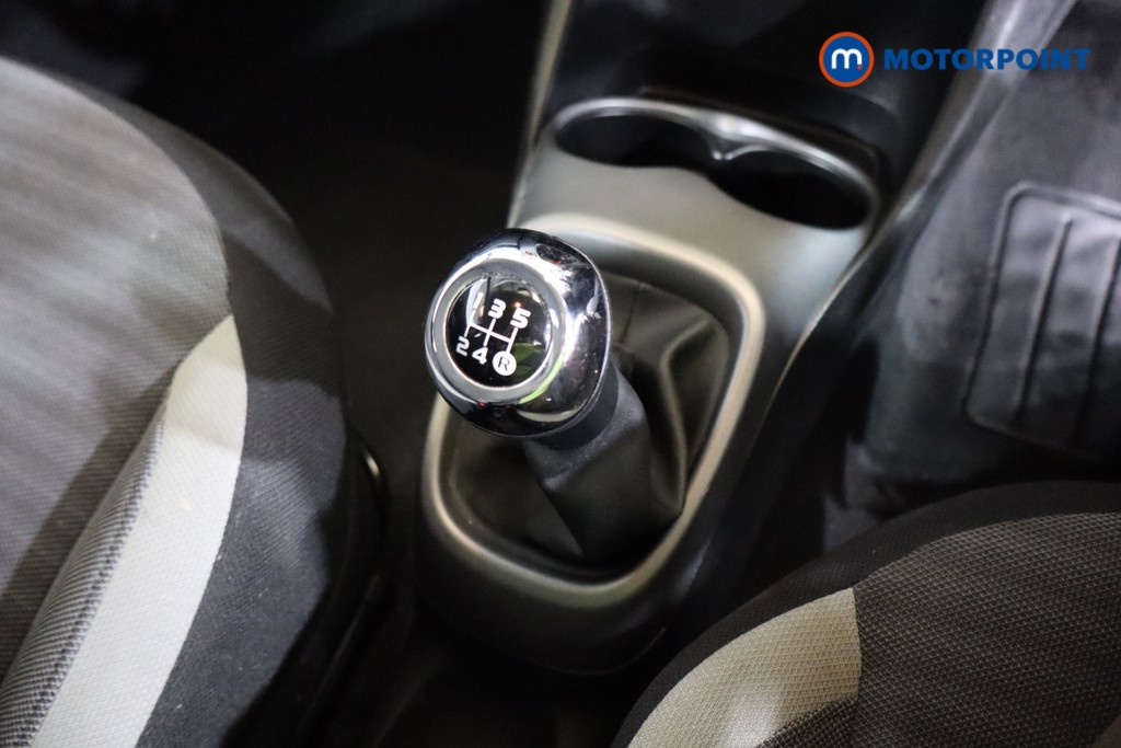 Used Toyota AYGO 2019 for sale - 76628391: Photo 20