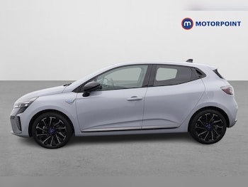 Used Renault Clio 2024 for sale - 79152269: Photo