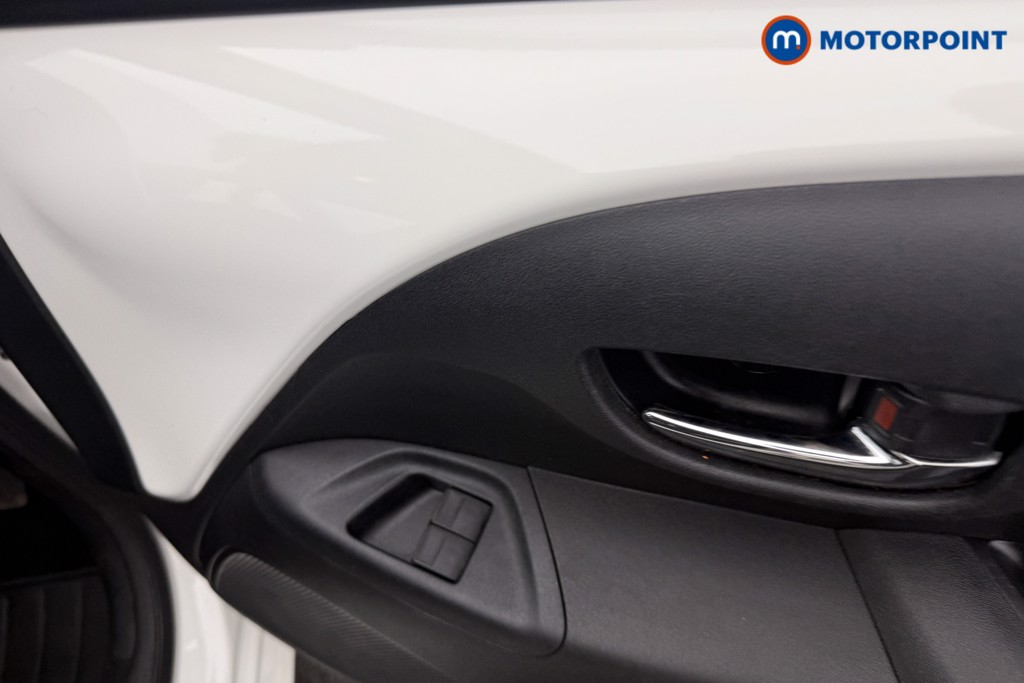 Used Toyota AYGO 2017 for sale - 77567975: Photo 18