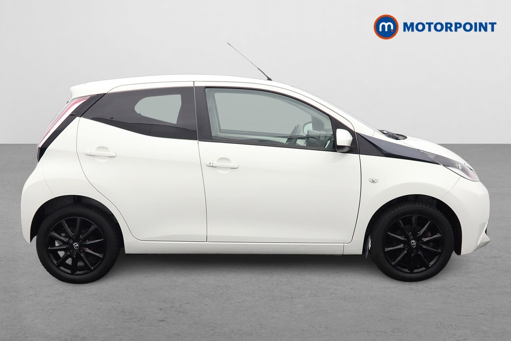 Used Toyota AYGO 2017 for sale - 77567975: Photo 8