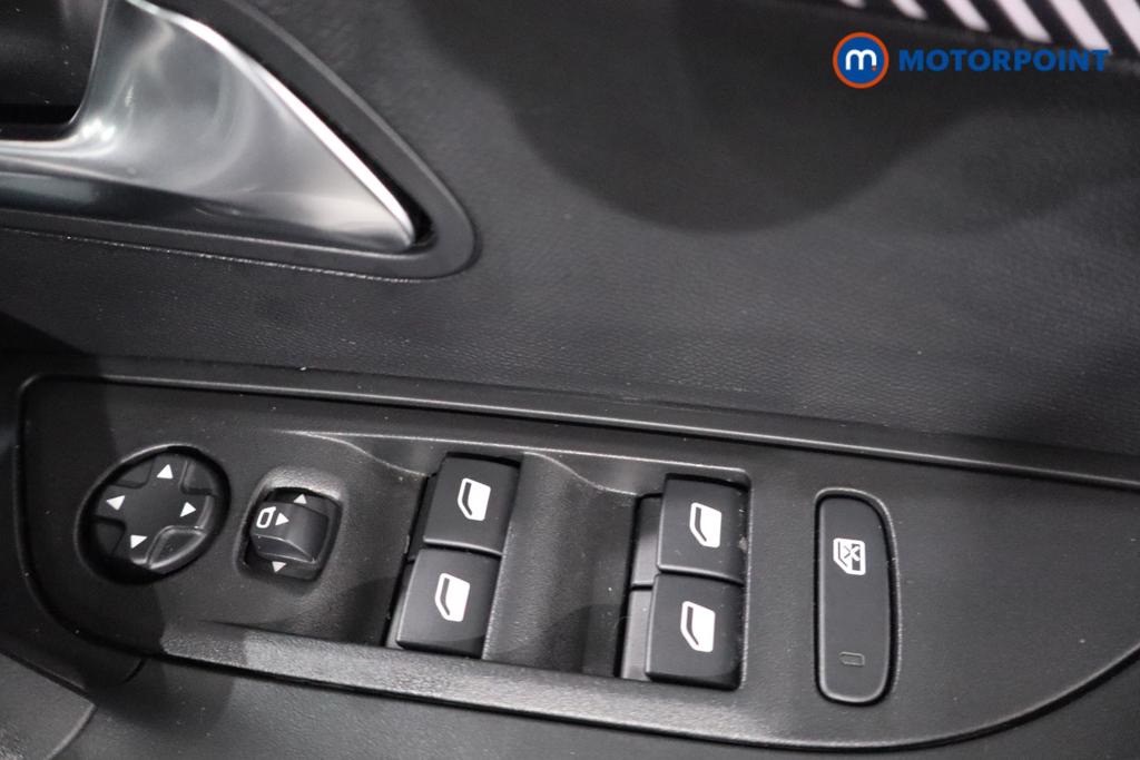 Used Peugeot 2008 2025 for sale - 76890062: Photo 18