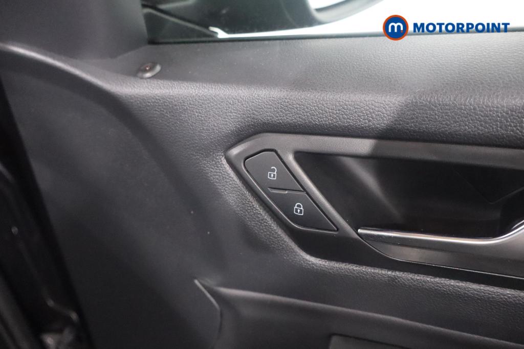 Used Volkswagen T-Roc 2024 for sale - 77943551: Photo 18