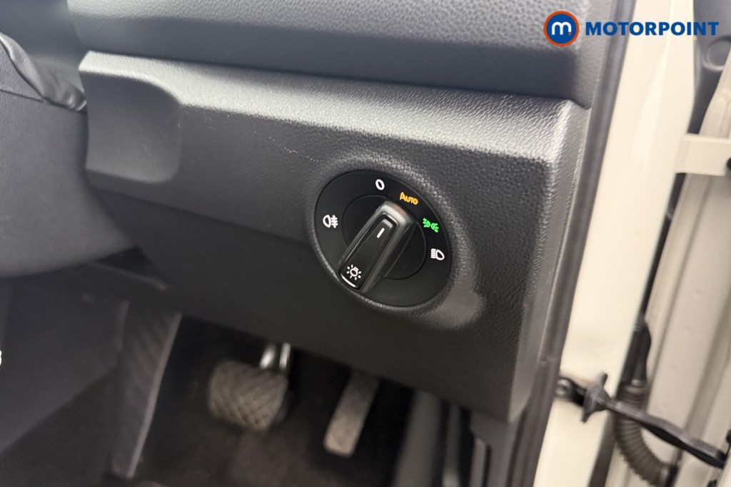 Used Volkswagen T-Roc 2023 for sale - 77688534: Photo 11