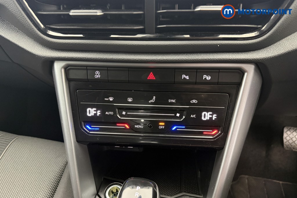 Used Volkswagen T-Roc 2023 for sale - 77688534: Photo 17