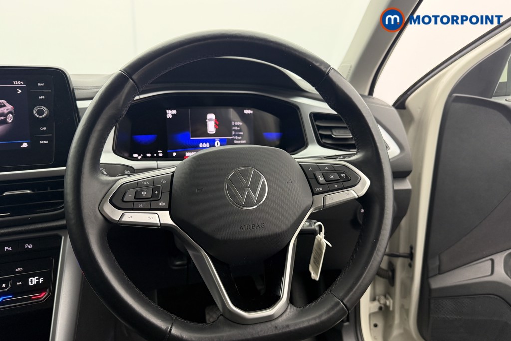 Used Volkswagen T-Roc 2023 for sale - 77688534: Photo 22