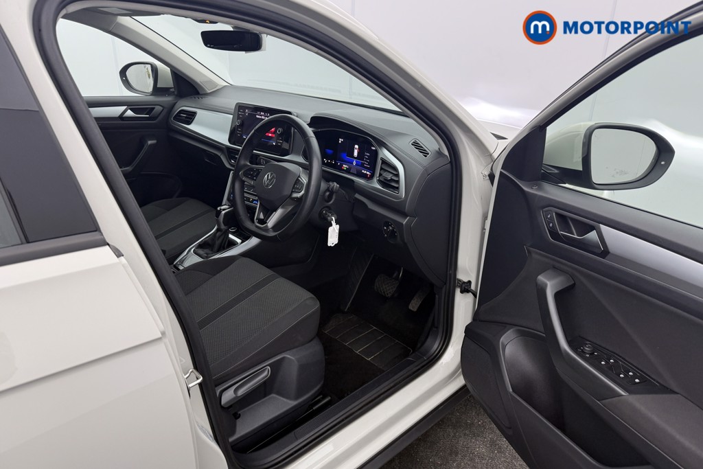 Used Volkswagen T-Roc 2023 for sale - 77688534: Photo 9