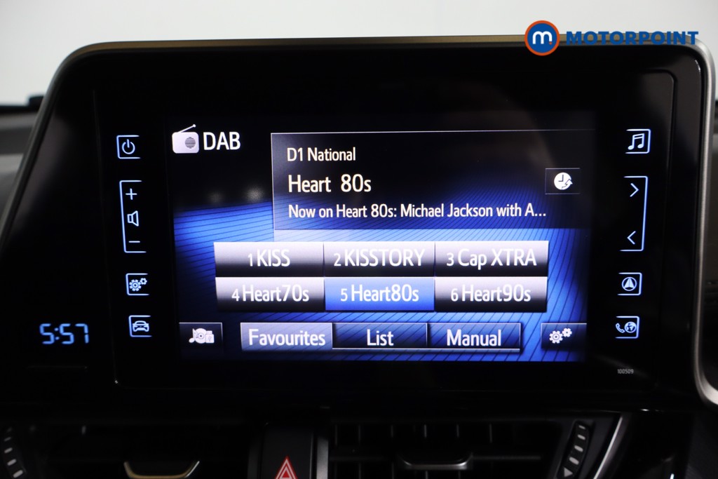 Used Toyota C-HR 2018 for sale - 76705269: Photo 12