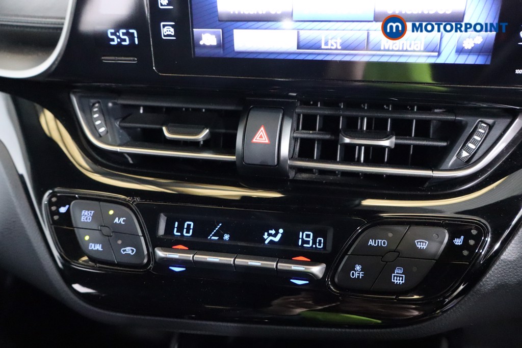 Used Toyota C-HR 2018 for sale - 76705269: Photo 17