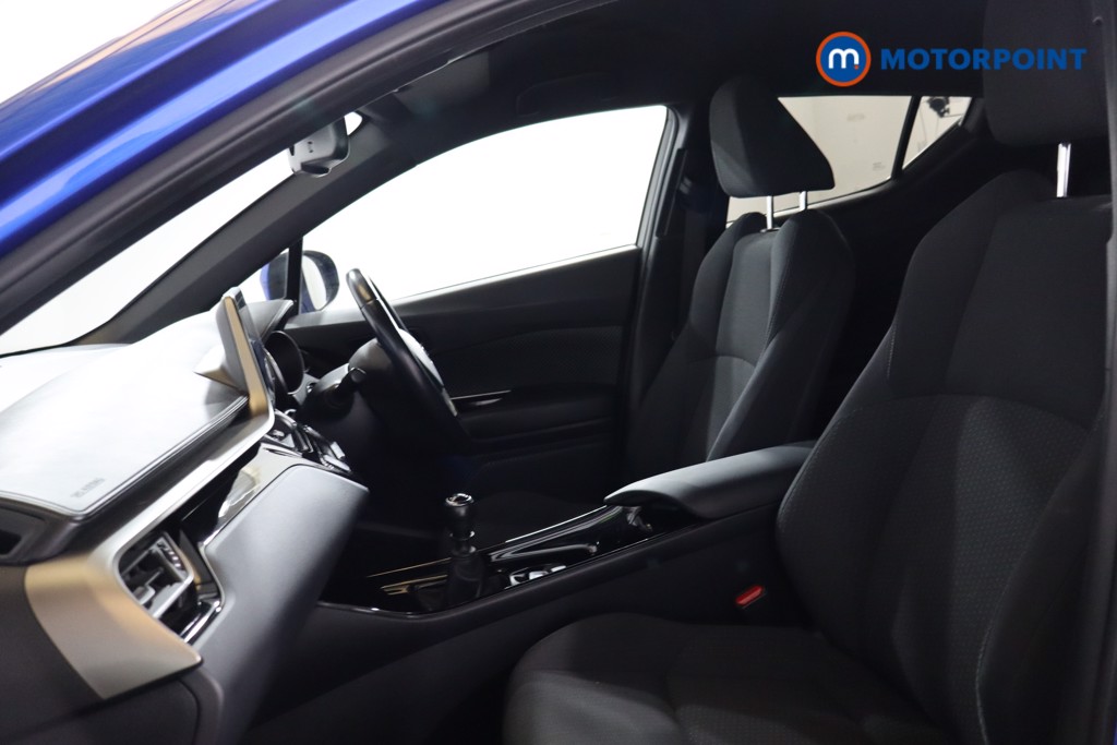 Used Toyota C-HR 2018 for sale - 76705269: Photo 26