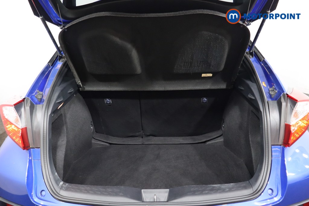 Used Toyota C-HR 2018 for sale - 76705269: Photo 29