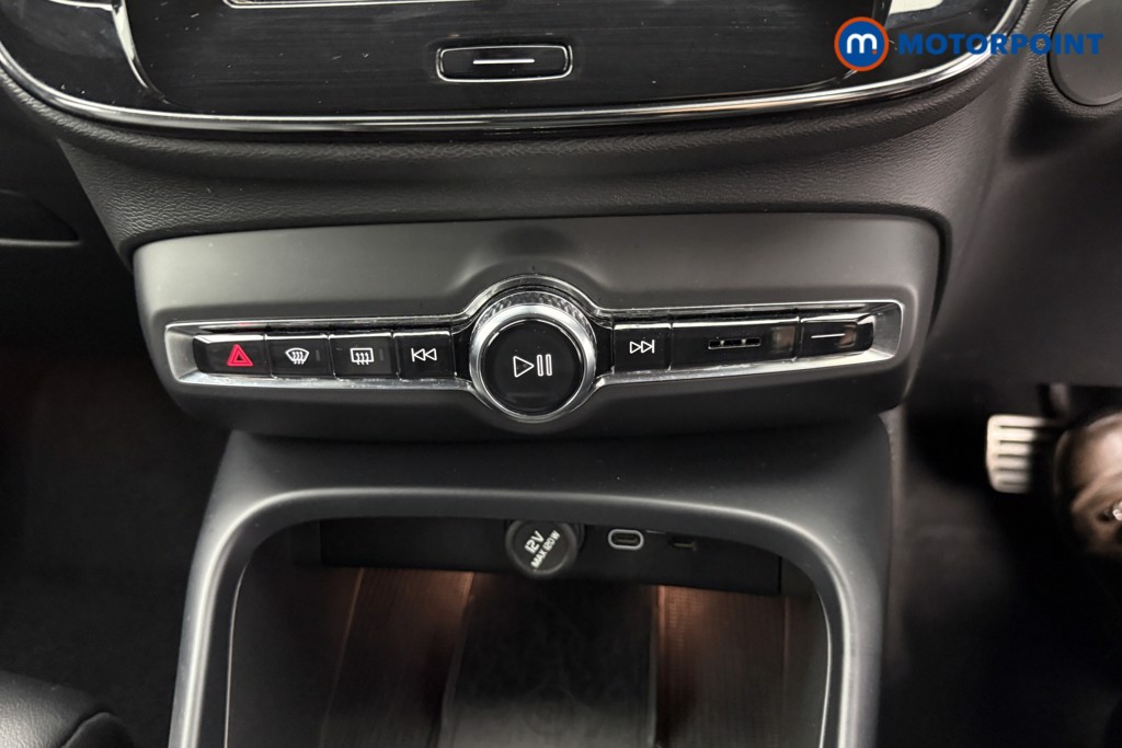 Used Volvo XC40 2021 for sale - 76028510: Photo 17