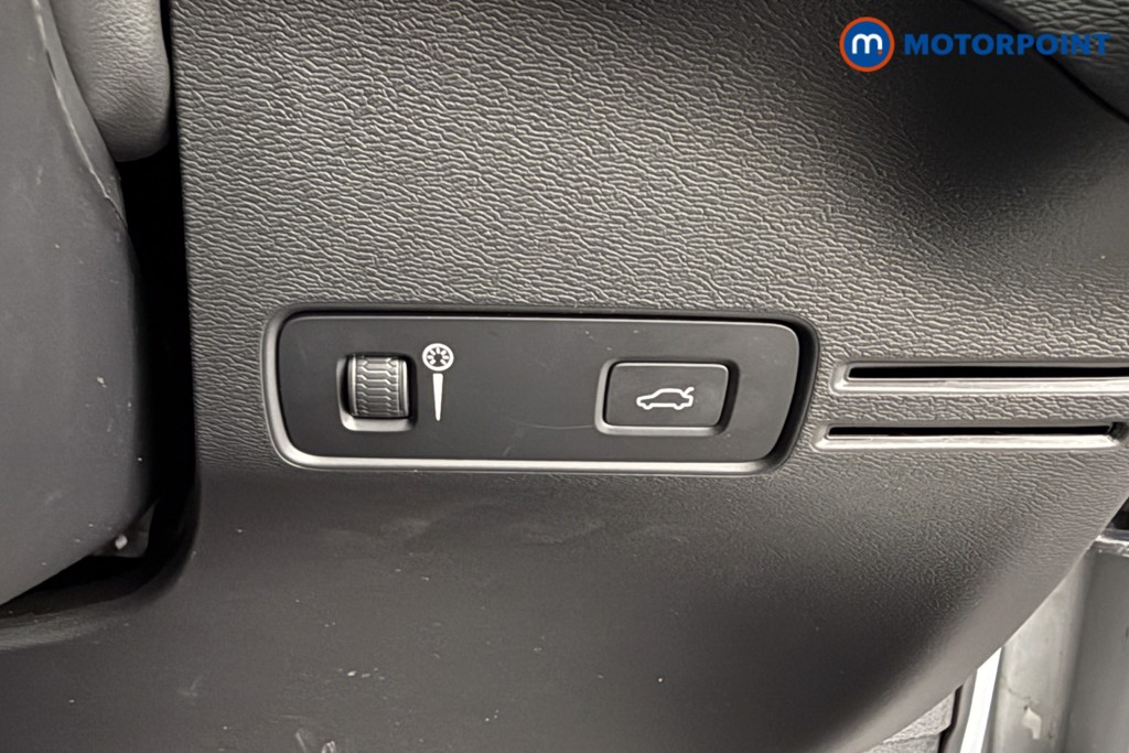 Used Volvo XC40 2021 for sale - 76028510: Photo 21