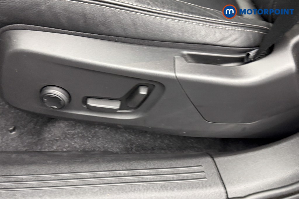 Used Volvo XC40 2021 for sale - 76028510: Photo 32
