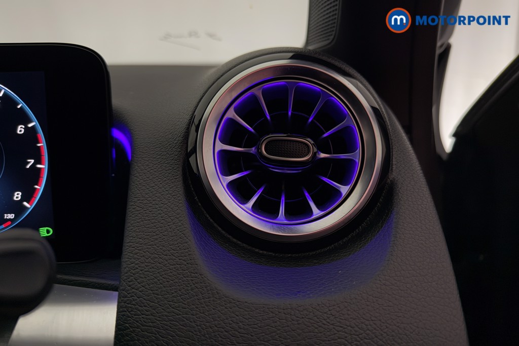 Used Mercedes-Benz GLB 2021 for sale - 77312835: Photo 30