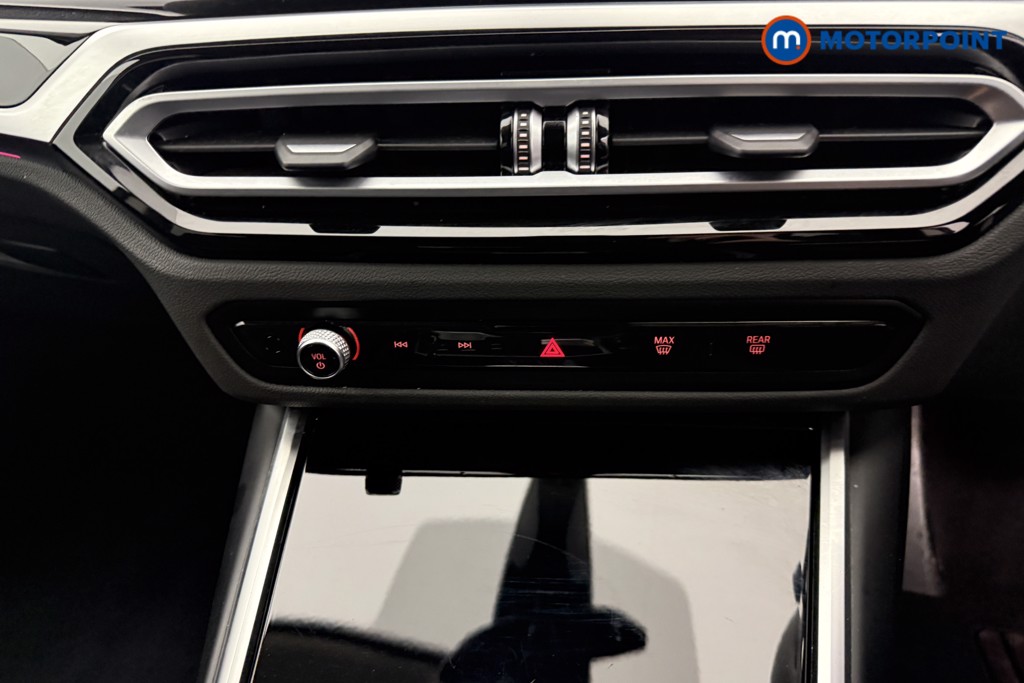 Used BMW i4 2023 for sale - 76181765: Photo 20