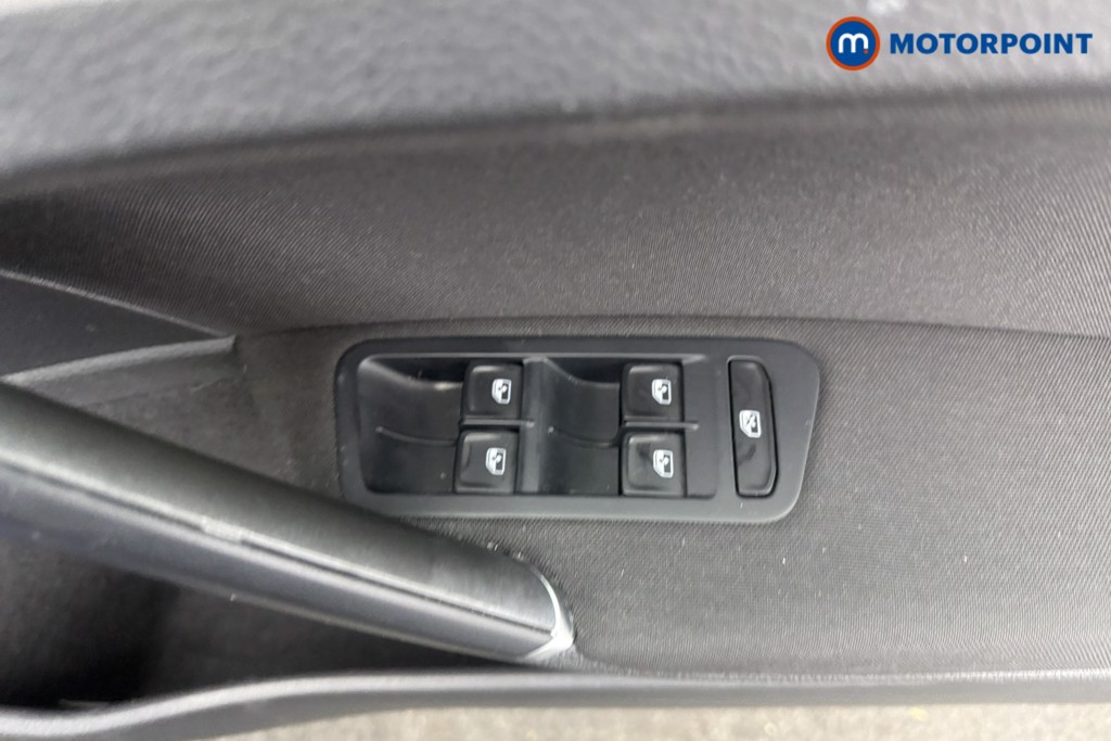 Used Volkswagen Golf 2019 for sale - 77604429: Photo 11