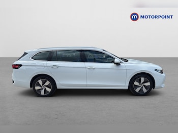 Used Volkswagen Passat 2025 for sale - 79057829: Photo