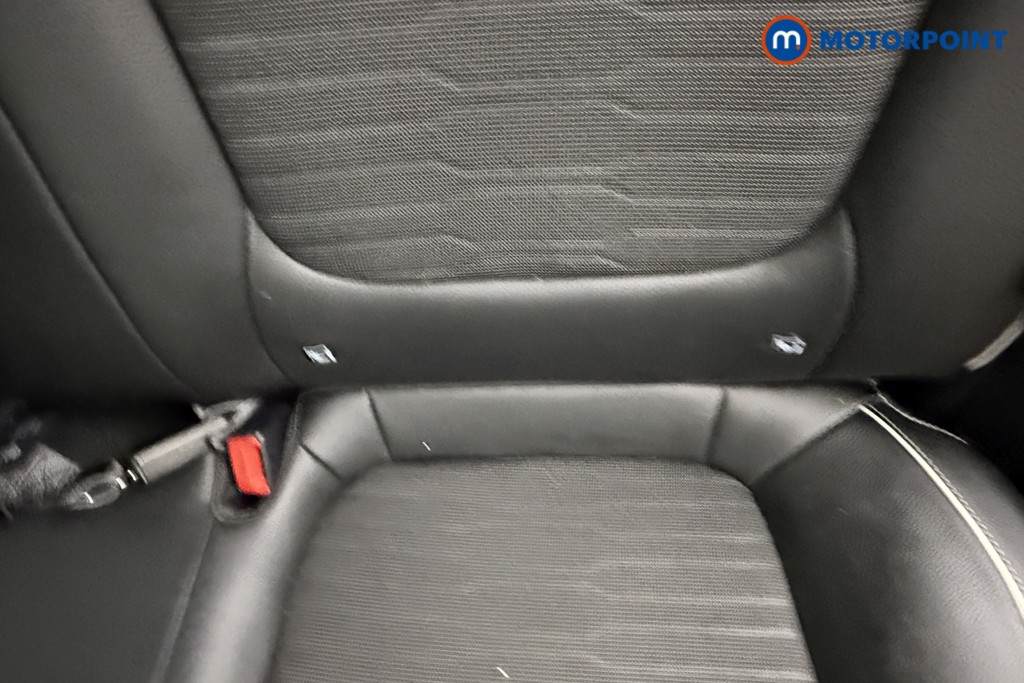 Used Kia Stonic 2024 for sale - 77221305: Photo 32