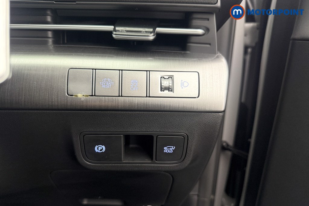 Used Hyundai KONA 2025 for sale - 77730281: Photo 17