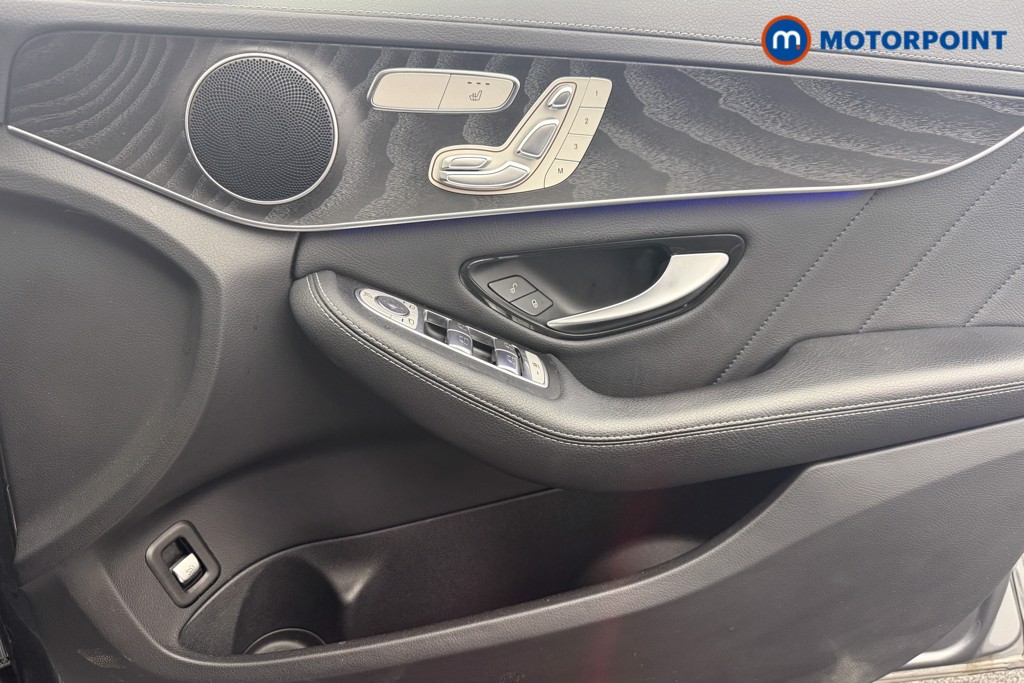 Used Mercedes-Benz C-Class 2021 for sale - 76162254: Photo 16
