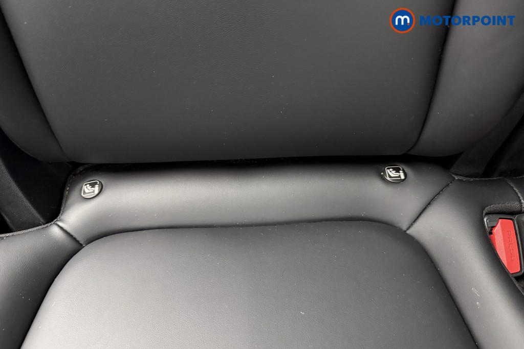 Used Tesla Model Y 2023 for sale - 77312885: Photo 32