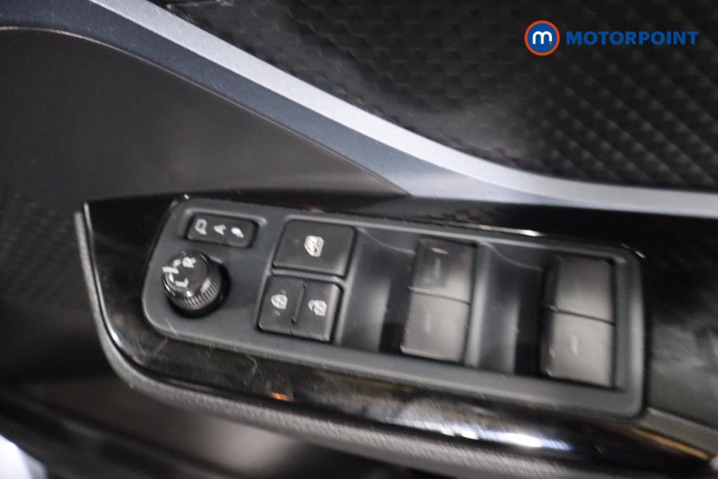 Used Toyota C-HR 2021 for sale - 78162820: Photo 19