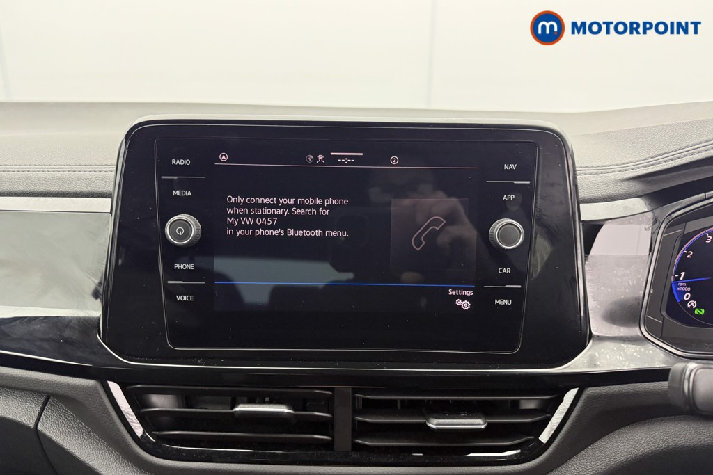 Used Volkswagen T-Roc for sale - 77324191: Photo 16