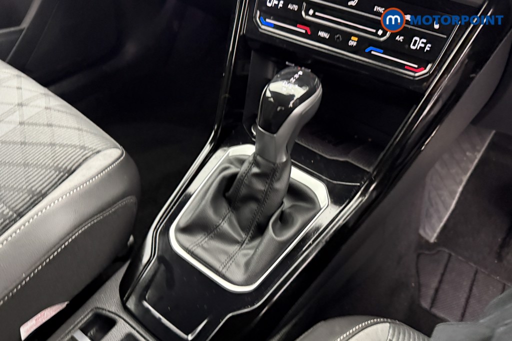 Used Volkswagen T-Roc for sale - 77324191: Photo 21