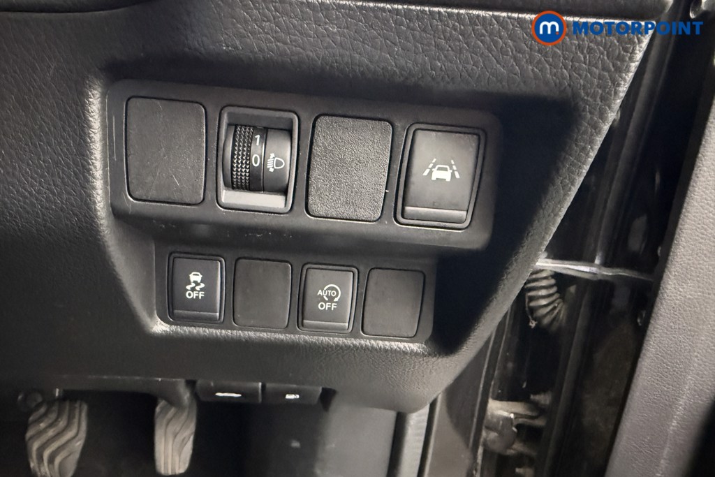 Used Nissan Qashqai 2017 for sale - 77500636: Photo 17