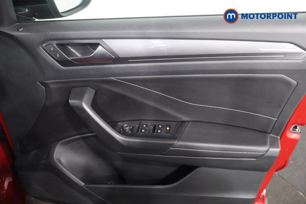 Used Volkswagen T-Roc 2023 for sale - 78196918: Photo 17