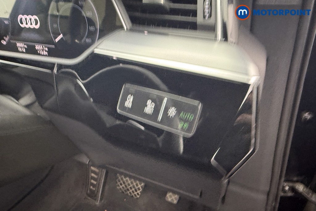 Used Audi e-tron 2022 for sale - 77814837: Photo 11