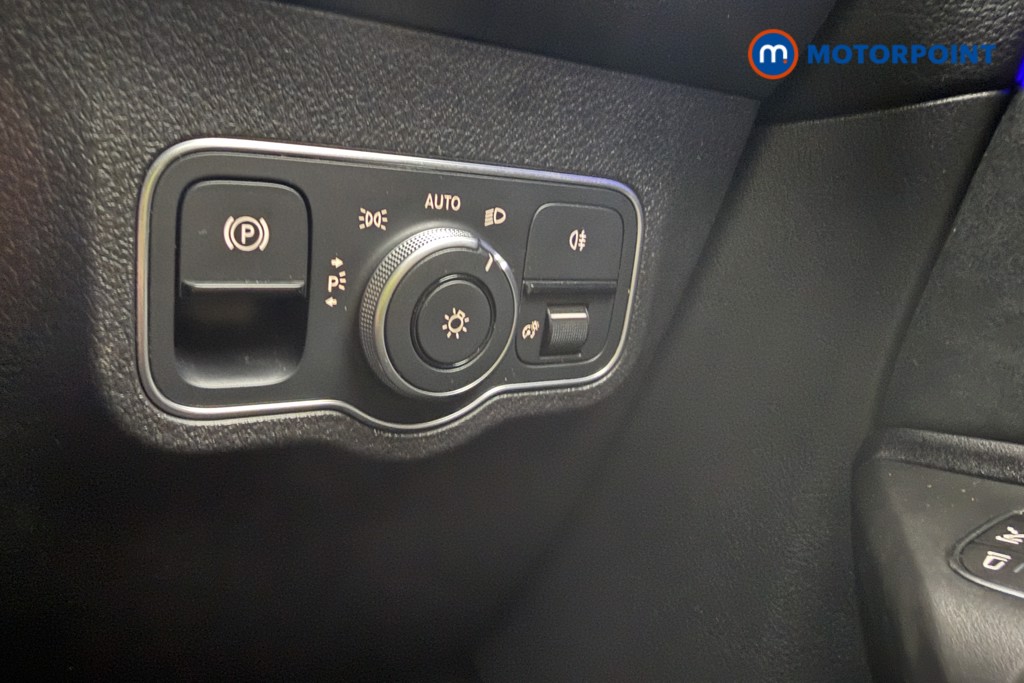 Used Mercedes-Benz GLB 2023 for sale - 76908910: Photo 28