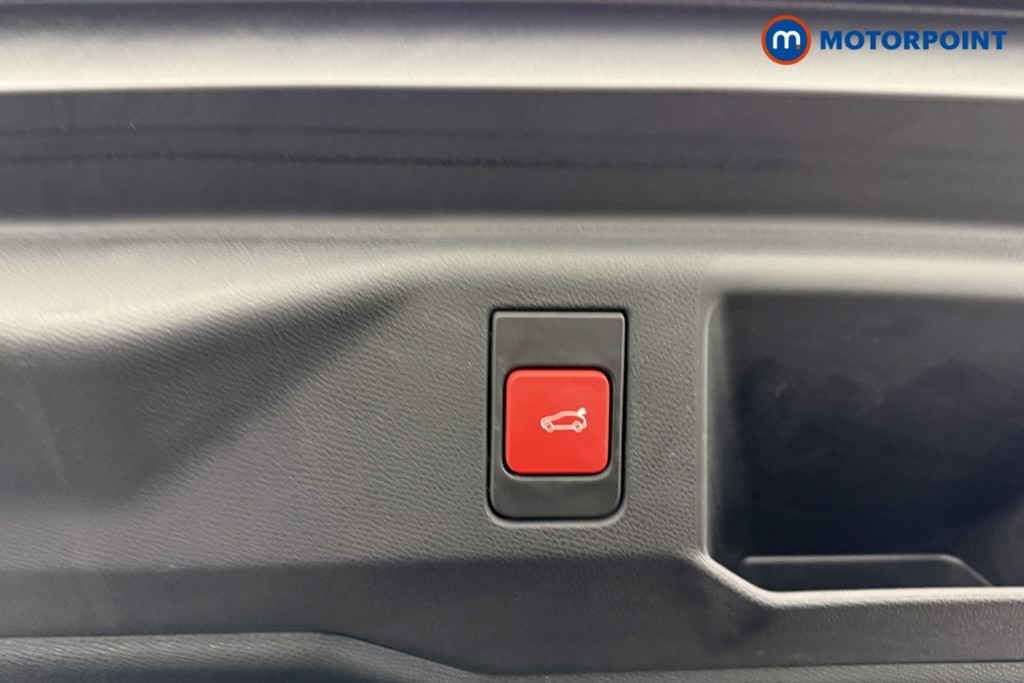 Used Peugeot 5008 2025 for sale - 77033926: Photo 31